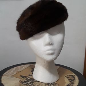 Vintage mink fur beret or pillbox hat